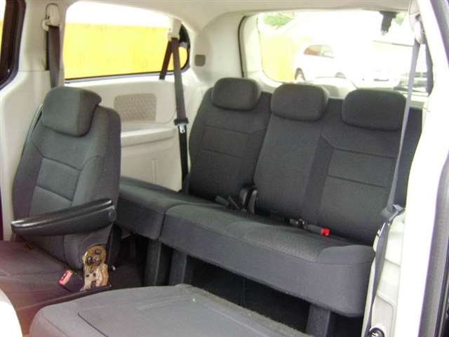 2010 Dodge Grand Caravan SE 4dr Mini-Van